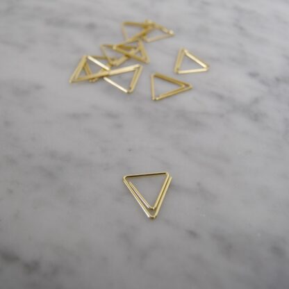 Clips driehoek - goud - 10 stuks